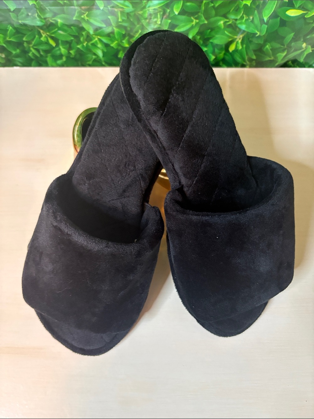 dearfoams Black Plush Slide Slippers for Women